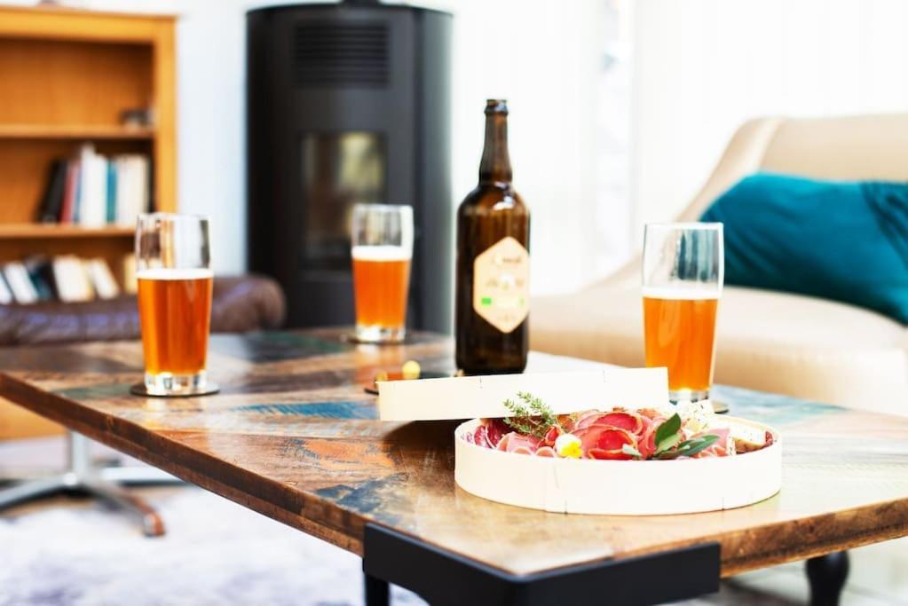 La Coquette ! Maison Au Coeur De La Bresse Avec Veranda Barbecue Garage Baby-Foot Et Barre De Son 외부 사진